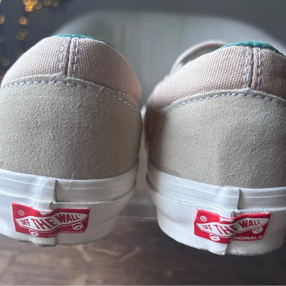 Vans Classic Slip On Beige Tan Suede‎ Canvas Men 8.5 Women 10 Neutral